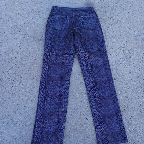 Jones NY Snakeskin Jeans Size 6 Mid-Rise Straight Leg Black Gray Stretch - Picture 3 of 13